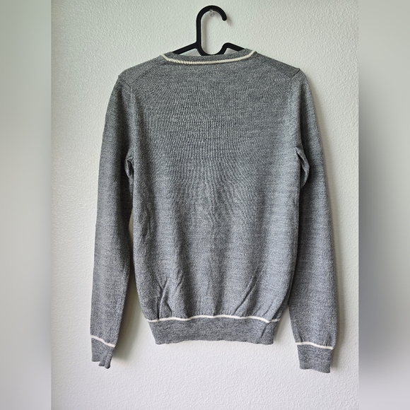 Theory Men's Gray Crewneck Sweater with Cream Trim - Picture 3 of 7